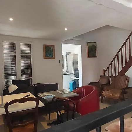 Crew Lighthouse Antibes